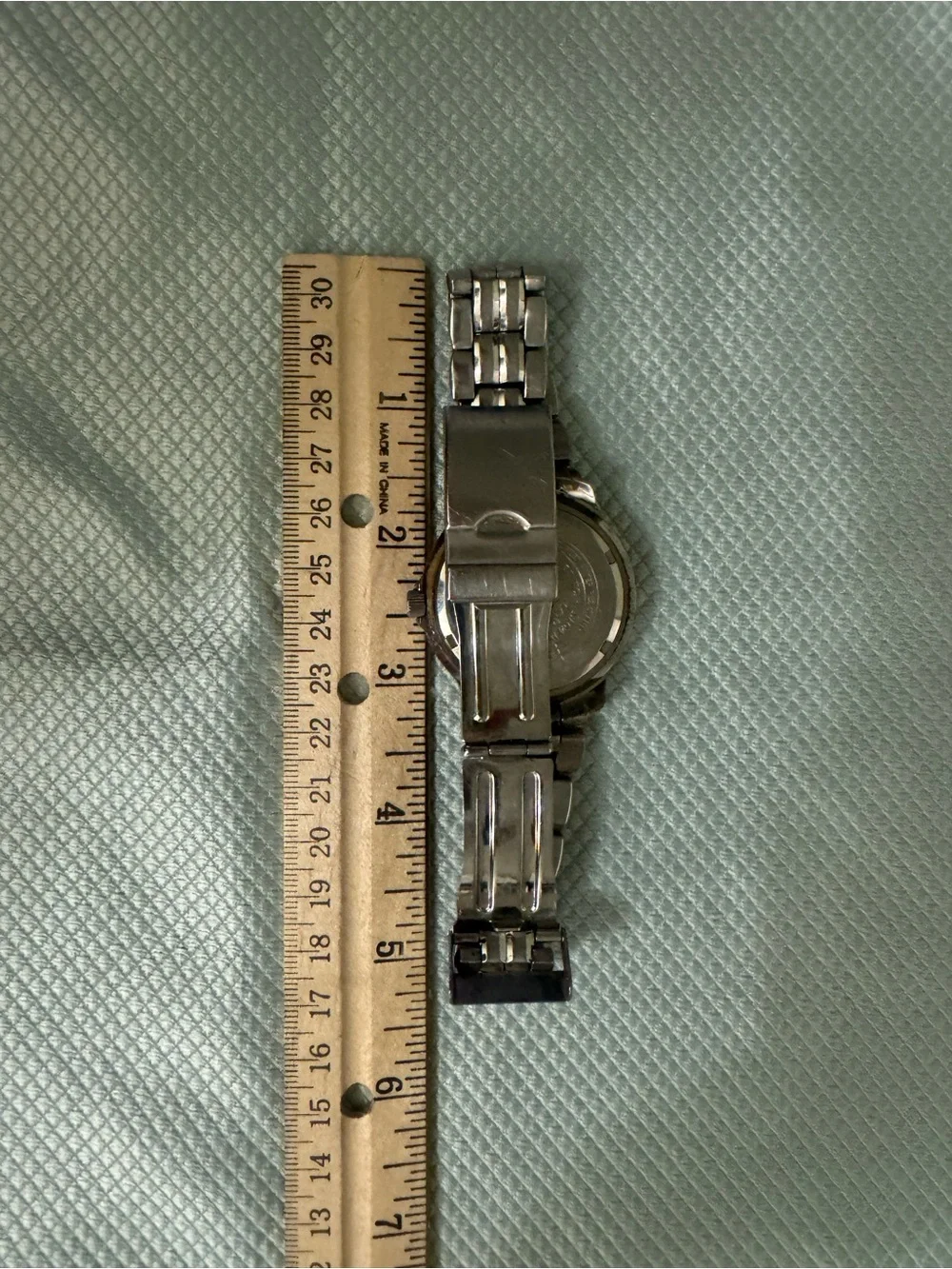 Guess wristwatch featuring